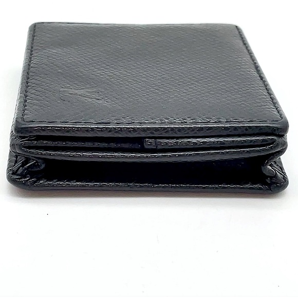 AUTH LOUIS VUITTON Black Taiga Porte Monnaie Boite  COMES WITH: Dust Bag, Box - Picture 9 of 16